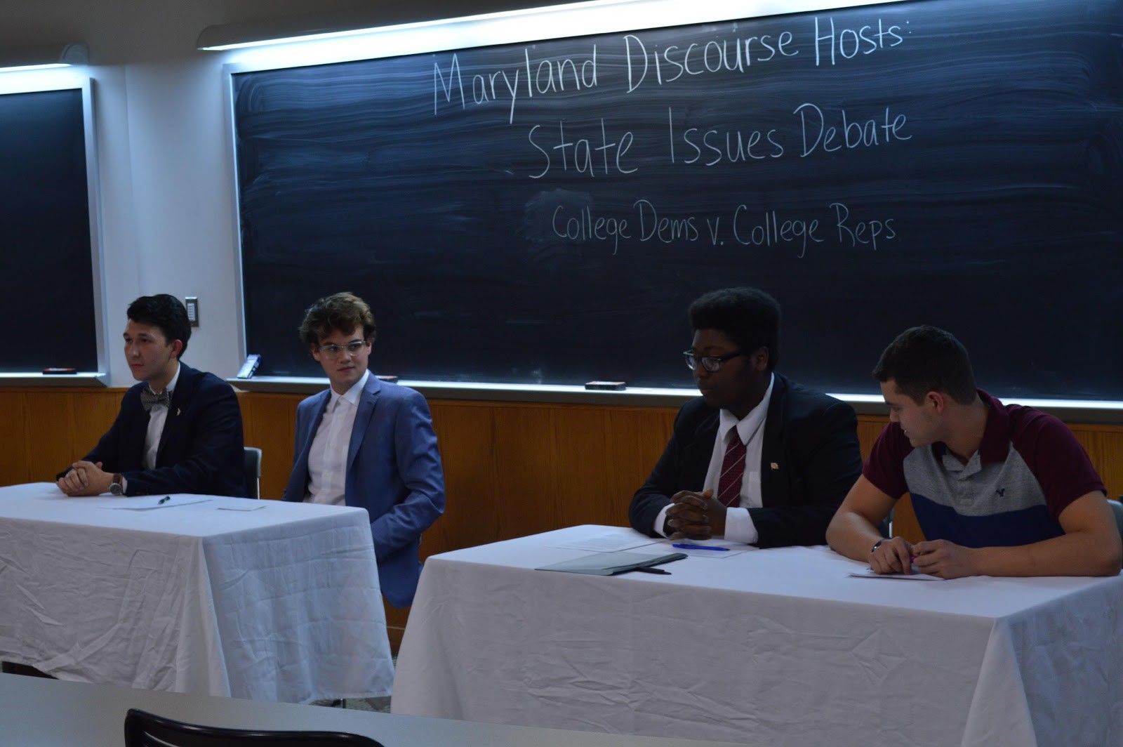 College Republicans, Democrats spar over state policy with midterm election looming
